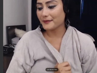 Indian sexy camgirl squirting